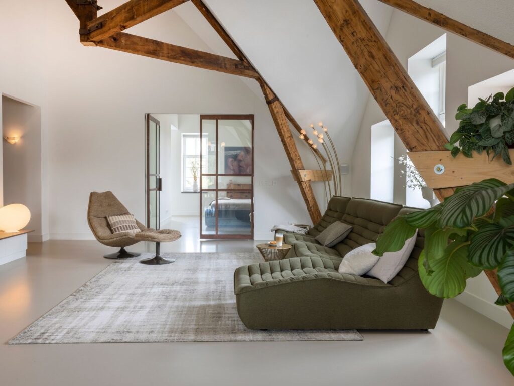 warm interieur met taatsdeuren van skygate