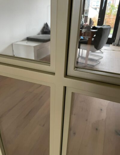 Stalen deur in champagne kleur