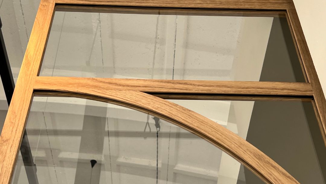 ⁠Interieurtrend 2024-2025 nummer 1: Hout-Look Stalen Deuren