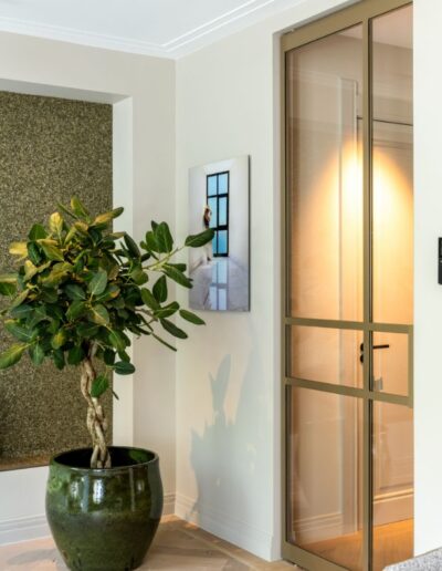 Helder glas in een enkele taatsdeur