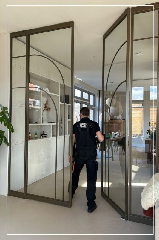 skygate-maatwerk-metallic -stalen-pui