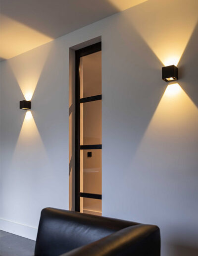 Skygate stalen vast paneel met glas