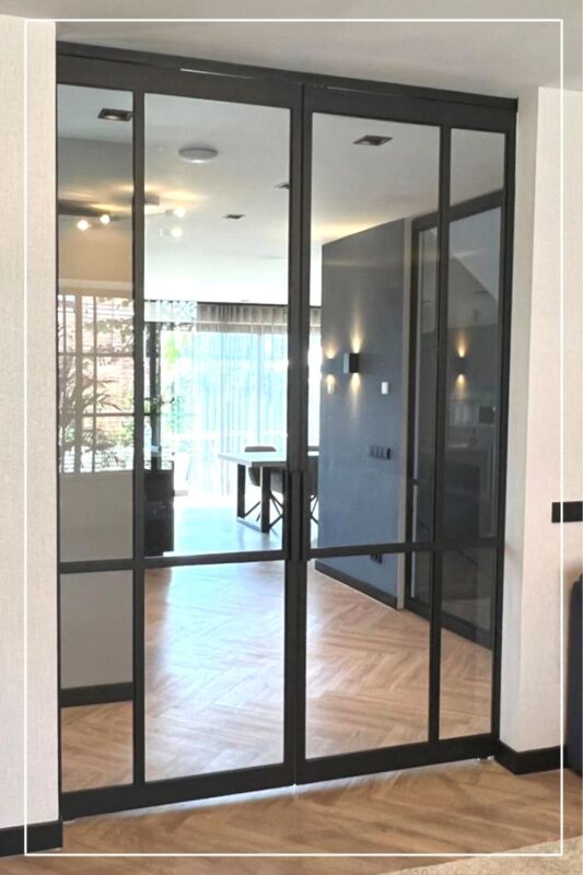 Skygate Classic dubbele schuifdeur RAL zwart