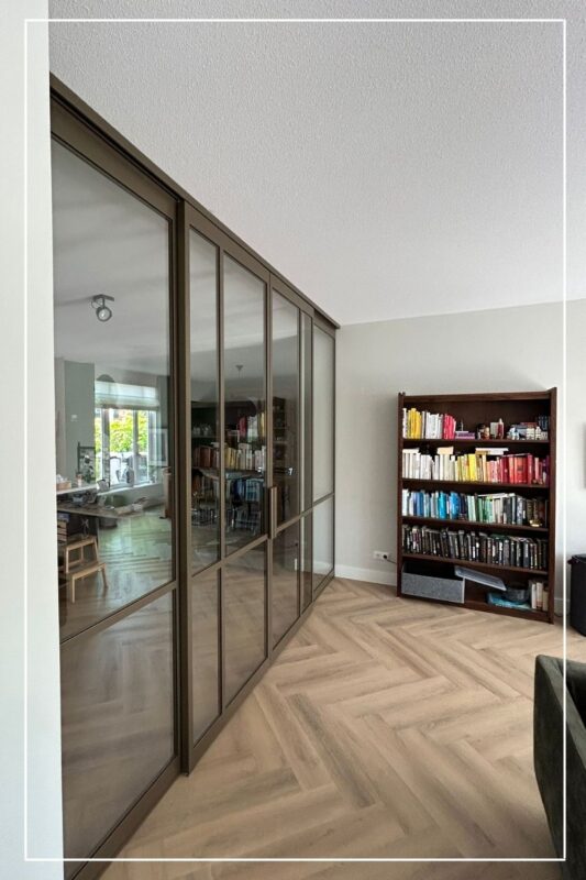 Skygate schuifpui metallic bonded bronze roomdivider