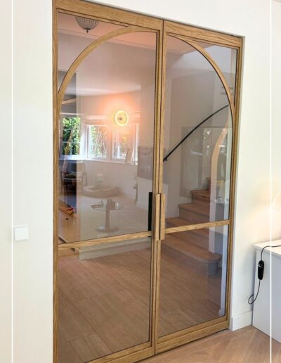 Skygate dubbele taatsdeuren met houtlook afwerking