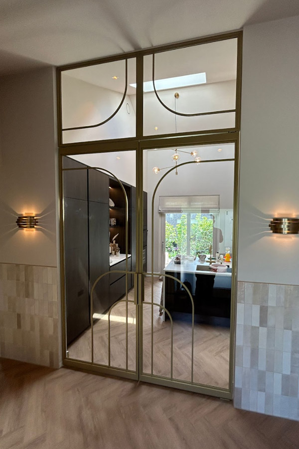 dubbele gouden taatsdeuren