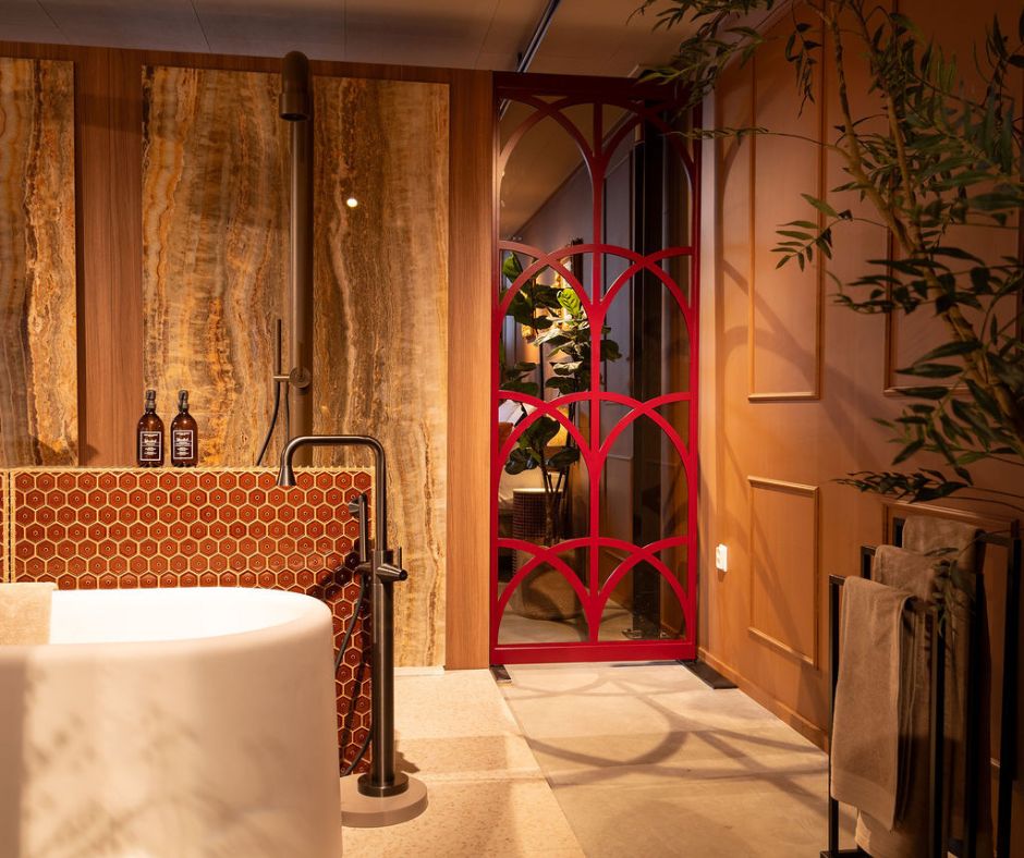 dubbele taatsdeuren maatwerk Designa – Skygate Classic design, stalen deuren op maat, design stalen deuren met glas, Skygate Naarden