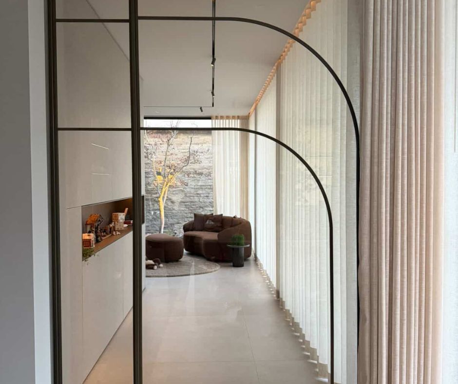 Houtlook stalen schuifdeuren