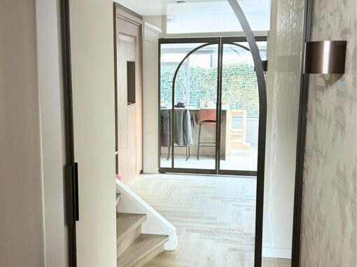 Taatsdeuren met ronde boog in Metallic Bonded Bronze