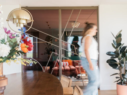 Dubbele XL taatsdeuren met Eigen Design en bronsglas